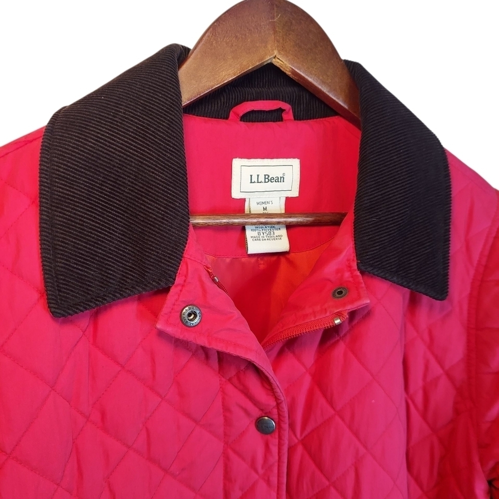 L.L. Bean Women's Red Quilted Barn/Chore Jacket Thermore - Picture 5 of 11